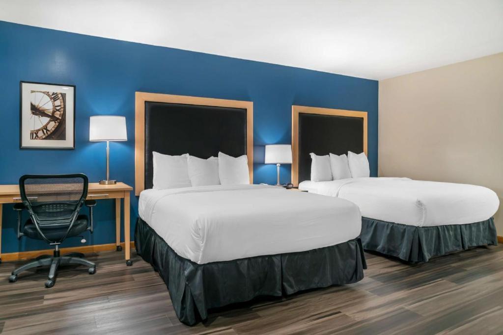 Best Western River Terrace Cheboygan Exterior foto